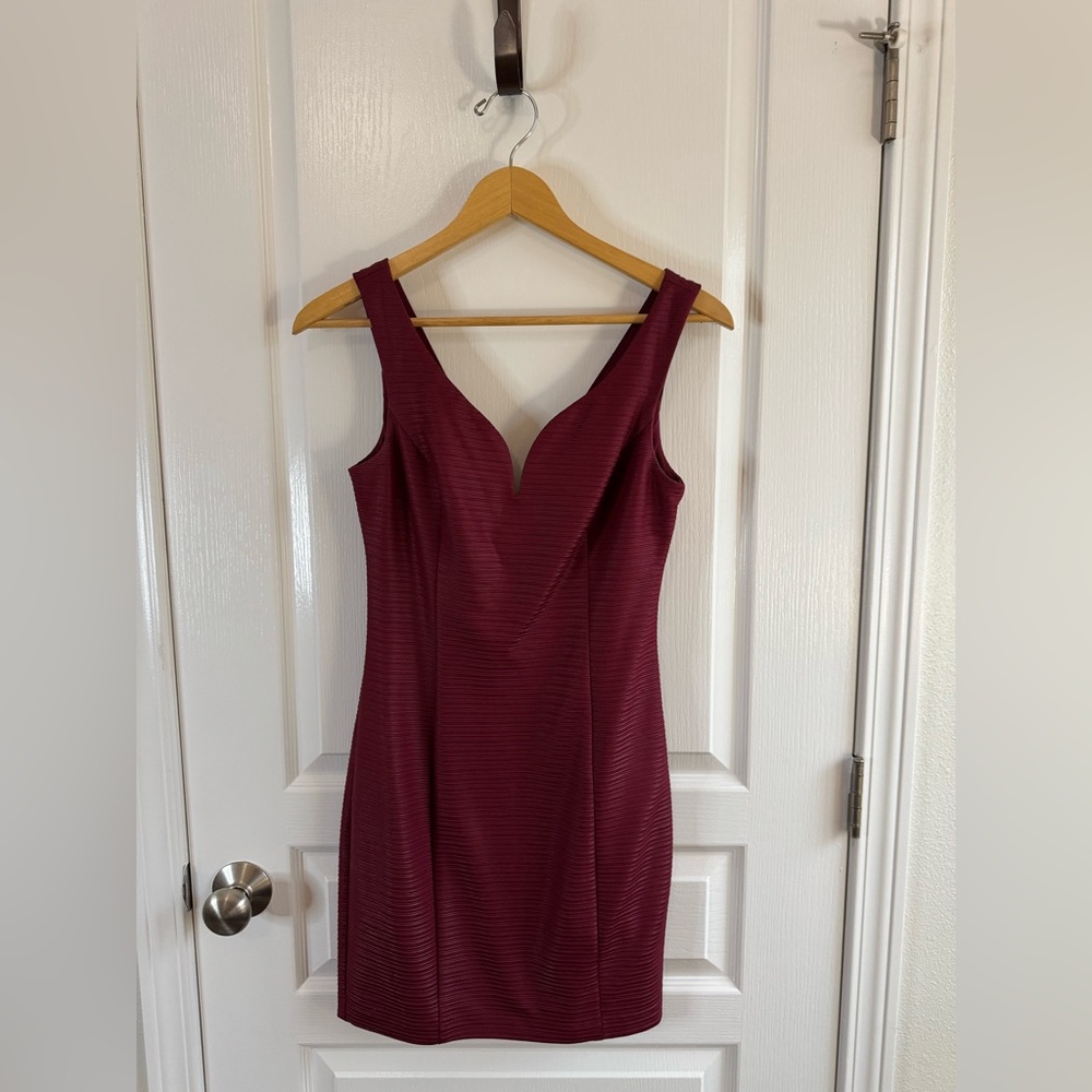 Guess Burgundy Midi Dress